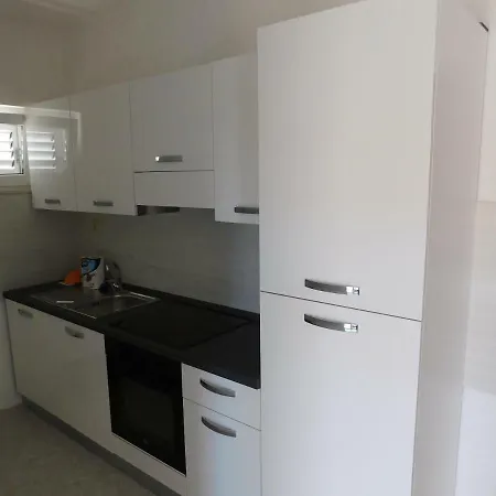 Apartment Mrso Podstrana